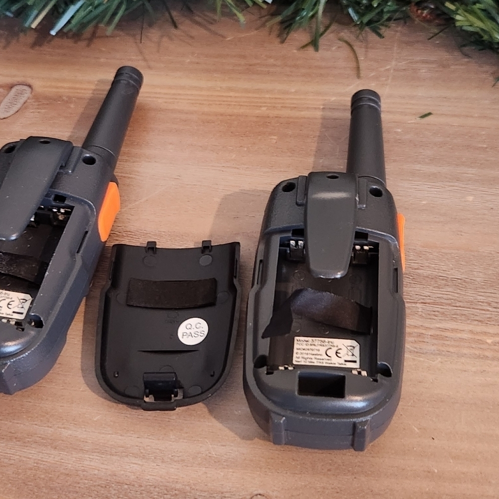 Vintage NERF FRS 10 MILE Blue and Orange Walkie Talkies, Preowned Good Condition - Picture 14 of 14